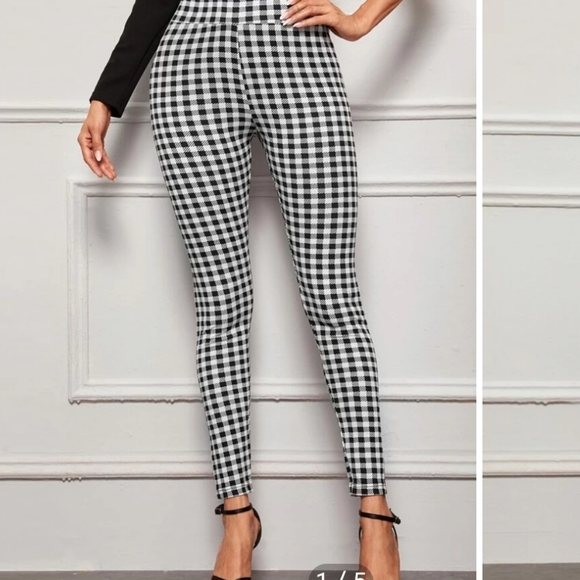 Forever 21 Pants - Gingham pant legging